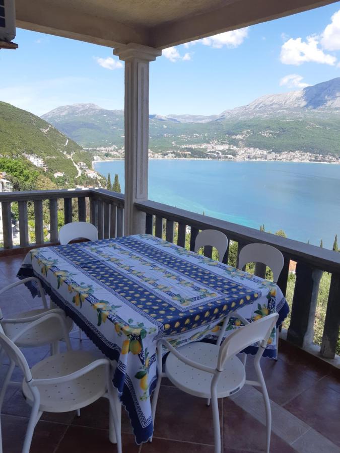 Villa Garden Apartments Herceg Novi Bagian luar foto
